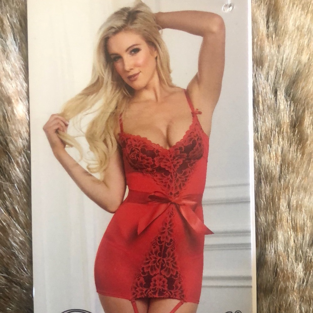 Gartered lingerie